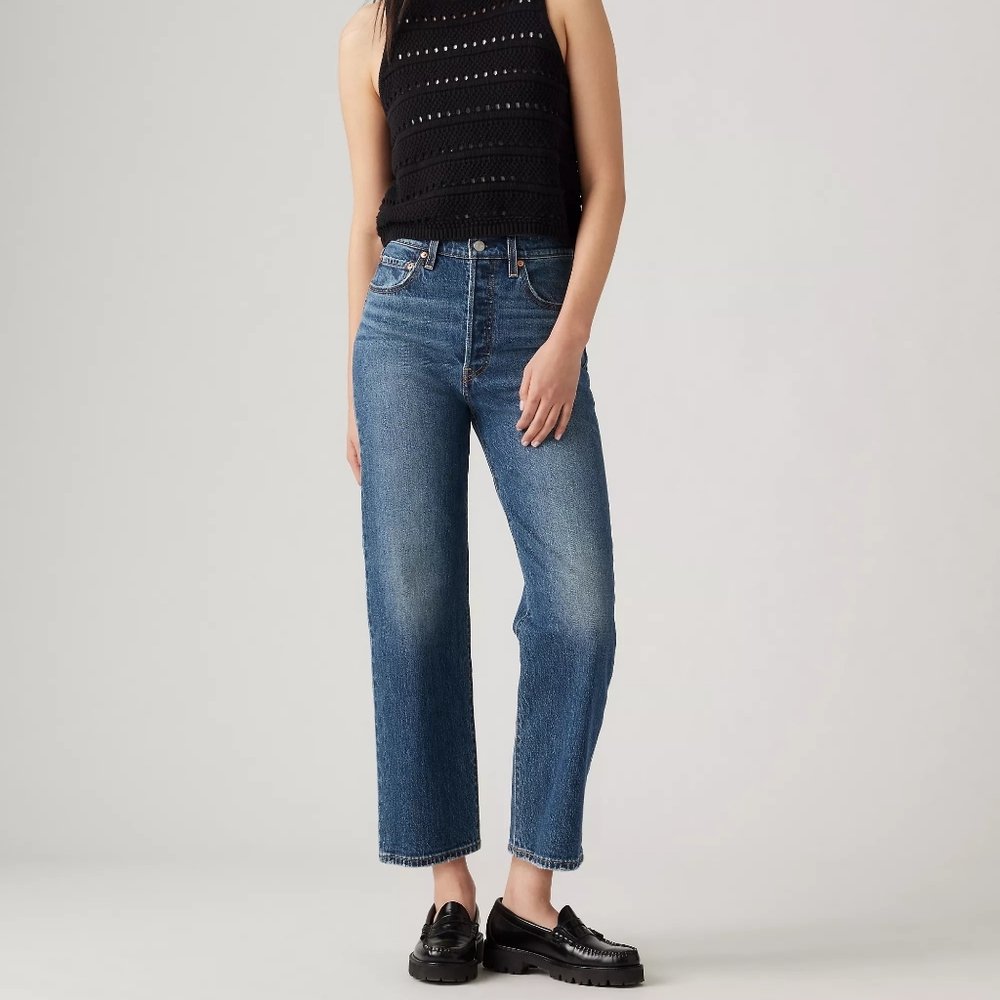 Levi's Classic Straight Blue Jeans